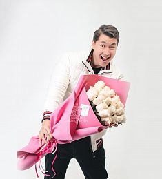 Голландские розы в премиум оформлении из фоамирана